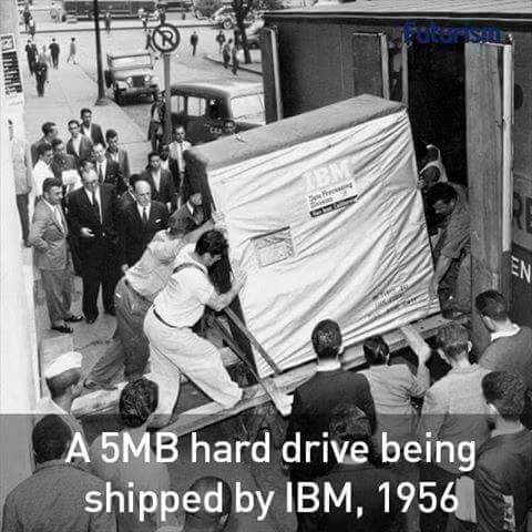 5mb hard drive of ibm 1956
